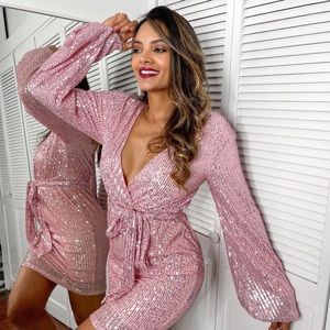 Long sleeve sequin pink dress